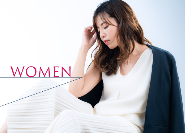 女性の服装